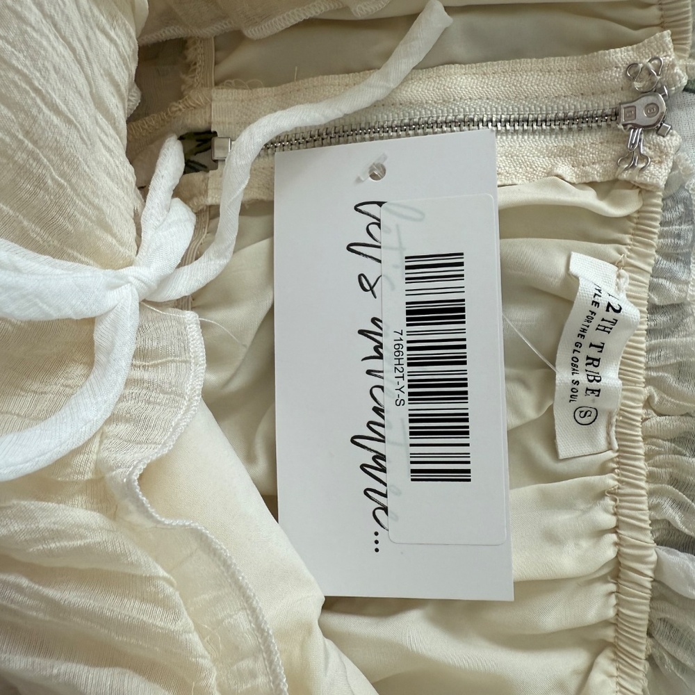 12th Tribe Dahlia Tank in Baby Yellow - NWT - Picture 3 of 5